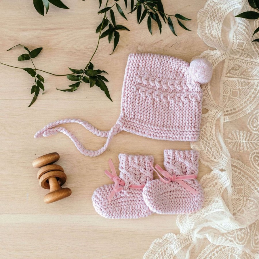 Wear snuggle Hunny Kids | Snuggle Hunny Kids - Pink 100% Mario Wool - Bonnet & Booties