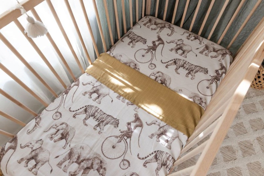 Sleep Pop Ya Tot | Pop Ya Tot - Circus 100% Organic Cotton - Reversible Cot Quilt