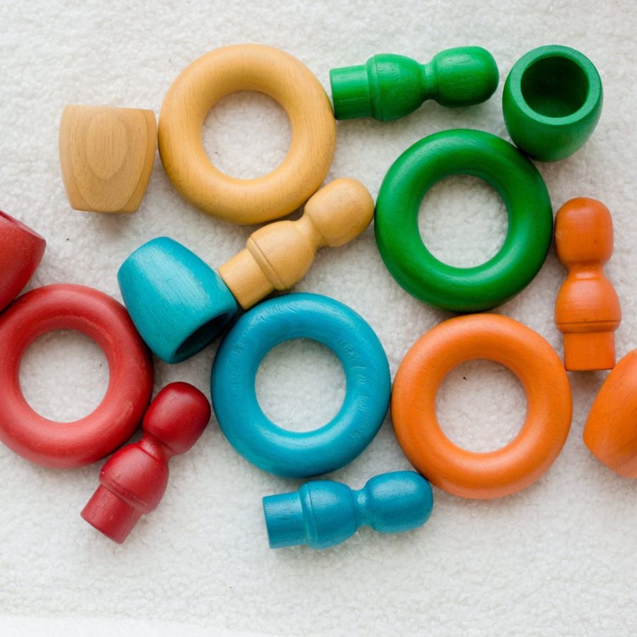 Toys QTOYS | Qtoys - Wooden Rainbow People Cups And Rings