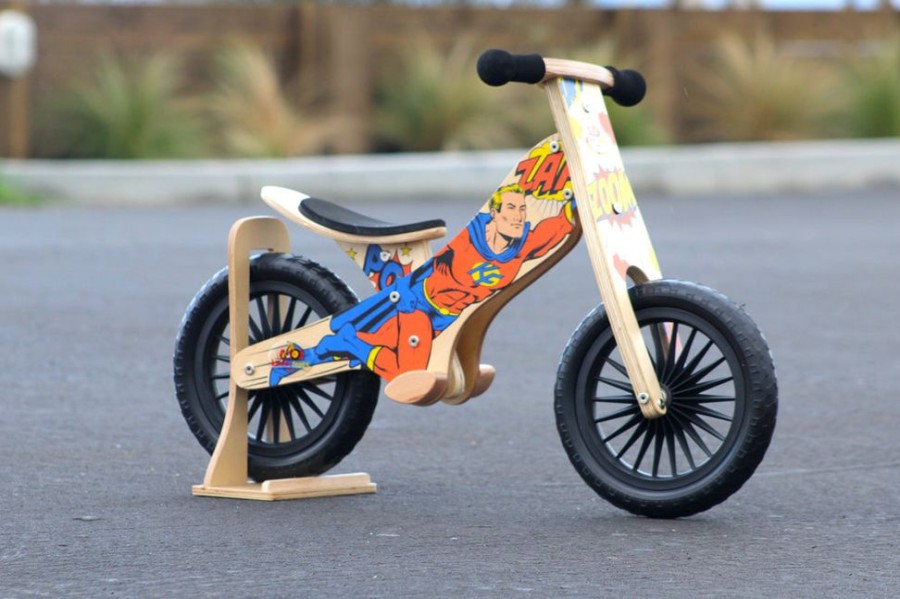 Toys Artiwood | Kinderfeet - Balance Bikes - Retro Superhero