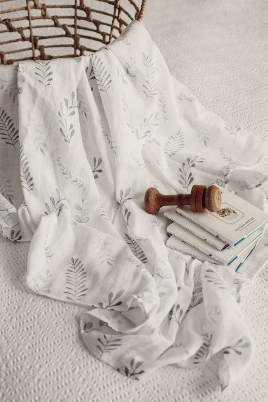 Sleep snuggle Hunny Kids | Snuggle Hunny Kids - Wild Fern Organic Muslin Wrap