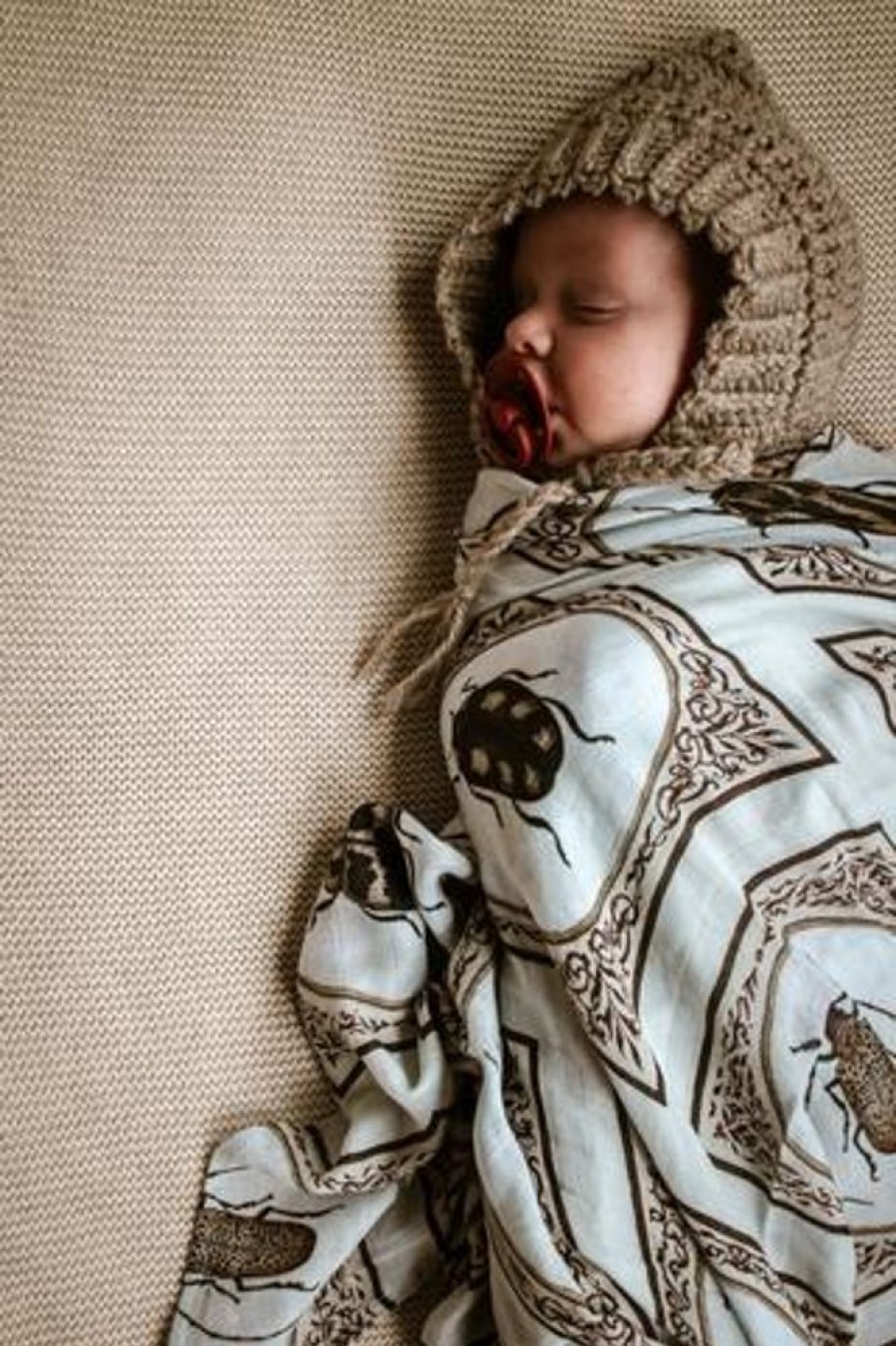 Sleep Pop Ya Tot | Pop Ya Tot - Snug As A Bug - 100% Organic Cotton Swaddle