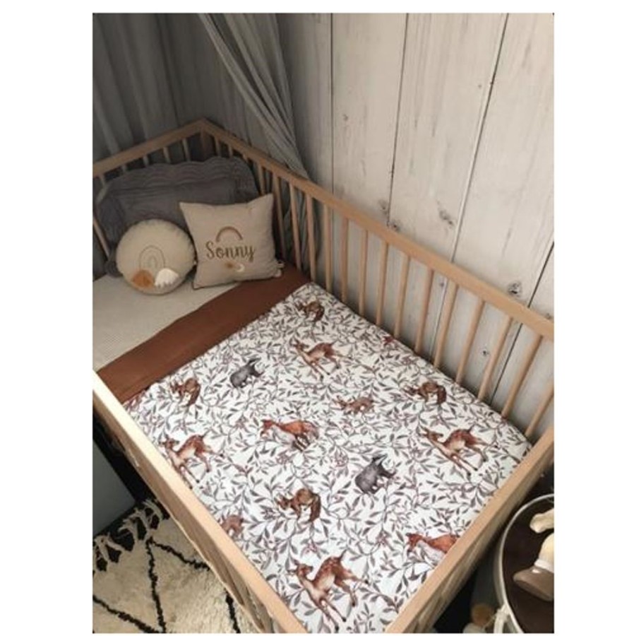 Sleep Pop Ya Tot | Pop Ya Tot - Creatures Of The Woods 100% Organic Cotton - Reversible Cot Quilt